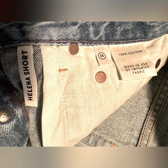 NWT GRLFRND Denim Helena Shorts in On Fleek 25 - Picture 9 of 9